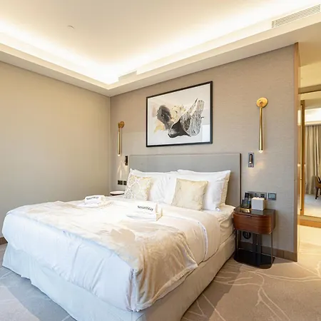 Smartstay At Address Opera - Unique Burj Khalifa Views - Brand New Luxury Residences Dubai Exterior photo